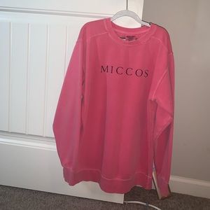 good material, thick, keeps you warm, size small